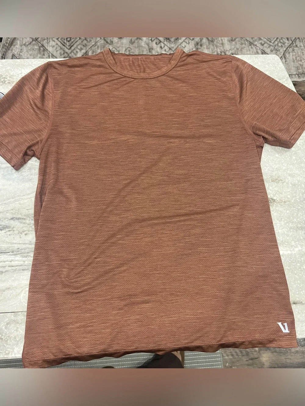Vuori Zephyr Tee Men’s Performance Short Sleeve T-Shirt Small Heathered Rust